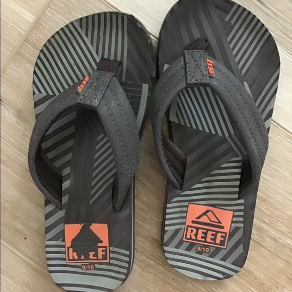 Reefs Sandals S/M (2) - Picture 4 of 6